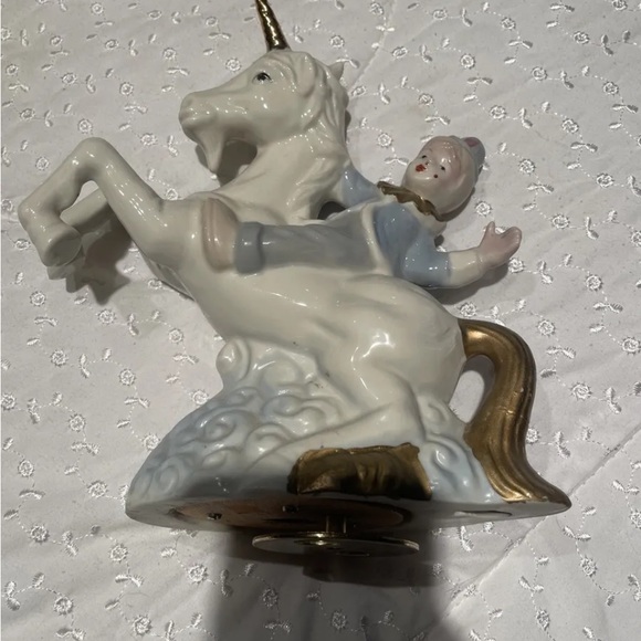 Vintage aldon fine porcelain unicorn and clown music figurine - Picture 2 of 6